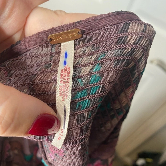 FREE PEOPLE Floral Raw Hem Wrap Top with Ruched Back Detail Size Small - Picture 5 of 8